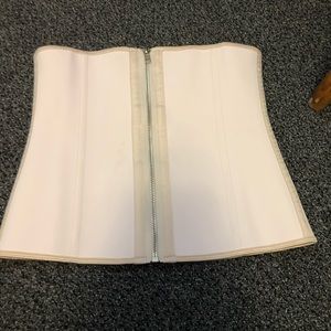 Yianna waist trainer